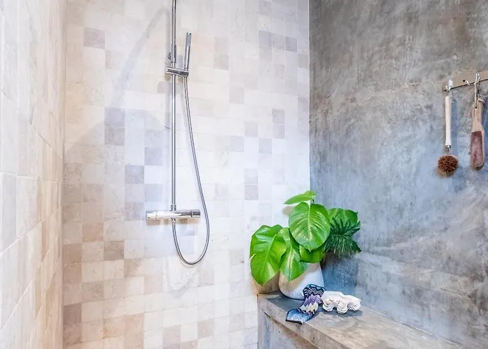 Baby Melon Guest house Seminyak (Bali)